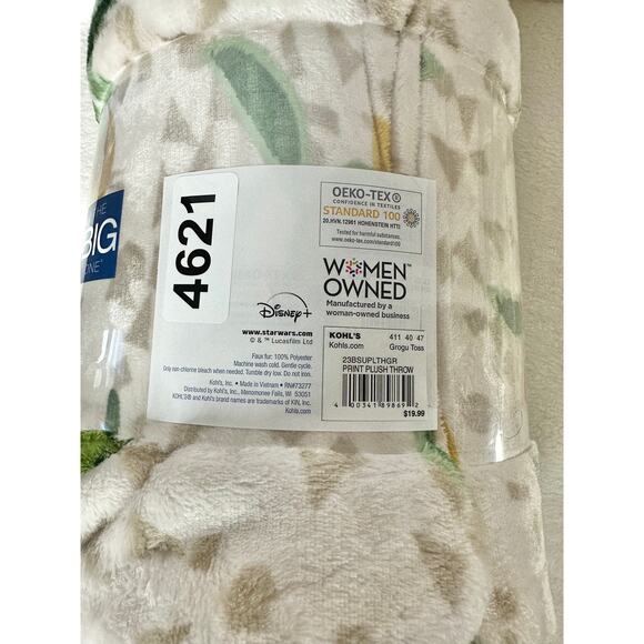 Star Wars Mandalorian The Big One Throw Blanket White New in Package Disney - Picture 3 of 5